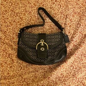 Coach Vintage F10925 Soho Black Leather & Signature C Canvas Shoulder
Tote Bag